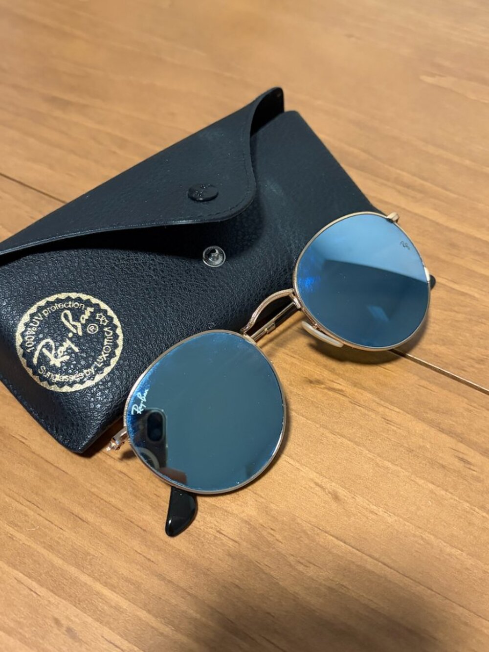 Ray Bans, Round Reflective - Picture 7 of 7